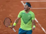 Rafa Nadal, durante el partido de cuartos de final de Roland Garros, frente a Djokovic.