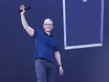 El CEO de Apple, Tim Cook, durante la presentaci&oacute;n.