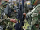 Imagen referencial de militares colombianos / AFP