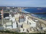 Una de las plantas industriales en la comuna de Puchuncaví, en Valparaíso (Chile), en la zona conocida como 'el Chernóbil chileno'.