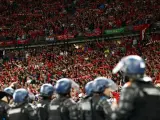 La policía, en la final de la Champions entre Liverpool y Real Madrid.