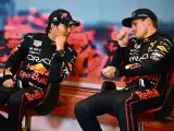 Sergio Pérez y Max Verstappen, en una rueda de prensa