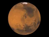 Cuando se formó nuestro sistema solar, Marte se formó antes que la Tierra, y su composición da pistas sobre los primeros pasos en la formación de planetas. Un nuevo estudio de UC Davis anula las ideas anteriores sobre cómo se forman los planetas rocosos.