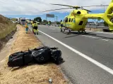Muere un hombre al caer de su moto en la M-501