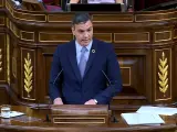 Sánchez anuncia dos impuestos temporales a la banca y a las grandes energéticas