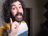 Sr. Cheeto en uno de los vídeos de su canal