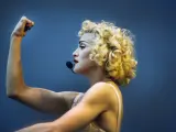 Madonna en el 'Blond Ambition Tour' (1990).