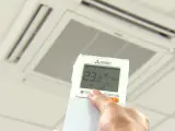 Aparatos de aire acondicionado regulados a 27 grados y calefacción a 19