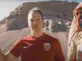 Rasmus Wold, en el videoclip de 'No importa la esclavitud', el himno protesta contra el Mundial