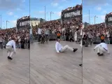 Abel Caballero, en el festival O Marisquiño, bailando break dance.