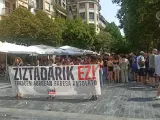 Manifestación contra los pinchazos en San Sebastián.
