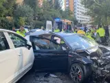 Un joven de 25 años ha muerto este miércoles a raíz de un accidente de tráfico en el que han estado implicados cuatro coches y una moto en la calle Sinesio Delgado de Madrid.