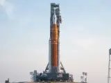 El cohete SLS (con la nave Orion en su interior) llegó ayer a la Plataforma de Lanzamiento Espacial de Florida.