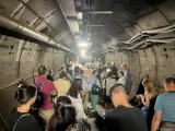 Pasajeros evacuados del Eurotunnel por avería, el 24 de agosto de 2022.