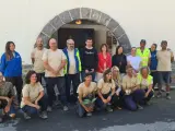El taller de empleo de Canfranc (Huesca) avanza en el ajardinamiento de la estación y da trabajo a 12 desempleados