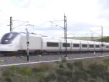 Así es el tren Talgo Avril, que ha logrado circular a 360 km/h