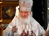 Kirill, patriarca de Moscú y máximo representante de la Iglesia Ortodoxa en Rusia, durante un servicio de la Pascua Ortodoxa, en abril de 2022.