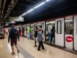 TMB reforzará todas las líneas del Metro de Barcelona por la Diada este domingo
