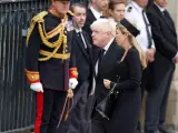 El ex premier británico, Boris Johnson, y su mujer Carrie llegan al funeral de Isabel II que se celebra en Londres.