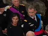 Los reyes Felipe VI y Letizia asisten al funeral de la reina Isabel II en Londres.