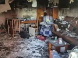 Sucesos.- Dos personas resultan heridas por inhalación de humo al incendiarse una vivienda en Torrevieja
