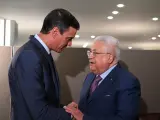 El presidente del Gobierno, Pedro Sánchez, se reúne con el presidente de la Autoridad Palestina, Mahmud Abbas.