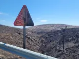 Carretera afectada por el incendio