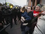 Protestas en San Petesburgo tras el anuncio de "movilización parcial" de Putin.