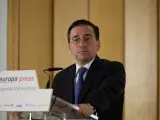 El ministro de Asuntos Exteriores, José Manuel Albares, interviene en un desayuno informativo de Europa Press