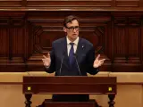 El líder del PSC, Salvador Illa, interviniendo este martes en el Debate de Política General (DPG) en el Parlament catalán.