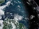 Localización del huracán Ian a unos 190 km de Gran Caimán y a unos 310 km del suroeste del extremo más occidental de Cuba, el 26 de septiembre de 2022.