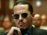 Mark Hapka como Johnny Depp en 'Hot Take: The Depp/Heard Trial'.
