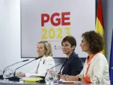 Las ministras Calviño, Montero y Rodríguez, en la rueda de prensa de Presupuestos