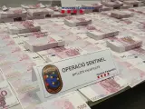 Billetes falsos de 500 euros retirados durante la operación policial.