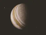Es tan grande el planeta Júpiter que todos los demás planetas podrían caber dentro de él.