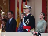 El rey preside el desfile militar en Madrid