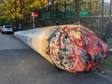 Un porro inflable gigante colocado frente a la Embajada rusa en Estados Unidos, para pedir la liberación de la baloncestista estadounidense Brittney Griner, presa en Rusia por contrabando de droga.