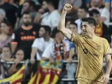 Robert Lewandowski celebra su gol ante el Valencia.