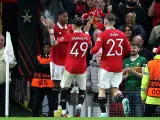 Jugadores del Manchester United celebran un gol