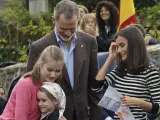 La gastroenteritis de la princesa y la infanta marca la visita a Cadavedo