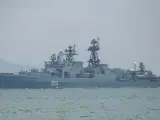 El barco antisubmarino RFS Admiral Tributs, de la flota rusa del Pacífico.
