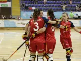 Las jugadoras de la selección femenina de hockey patines celebran uno de sus goles ante Francia en los Juegos Mundiales de Argentina 2022 JUANJO VINYA/RFEP 10/11/2022