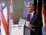 El secretario general de la OTAN, Jens Stoltenberg, interviene durante la sesión plenaria de la 68 Asamblea parlamentaria de la organización en Madrid.