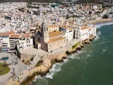Vista aérea del casco urbano de Sitges.