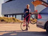 Viaja en coche sin dejarte en casa tu bicicleta.