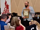 El escritor Yeyo Balbás recibe el premio Ciudad de Úbeda