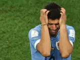 Suárez llora desesperado por la eliminación de Uruguay del Mundial de Qatar.