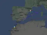 Así fue la trayectoria del avión que se desvió a Barcelona por un falso parto y del que huyeron 28 migrantes