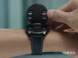El llamativo dispositivo Huawei Watch Buds