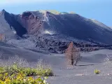 El cono del volcán Tajogaite en La Palma.